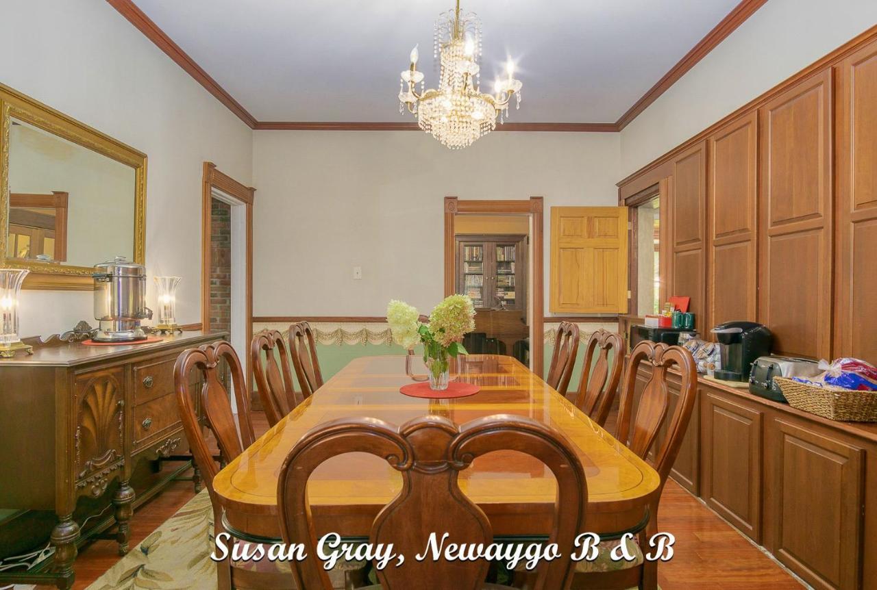 Newaygo Bed And Breakfast 외부 사진